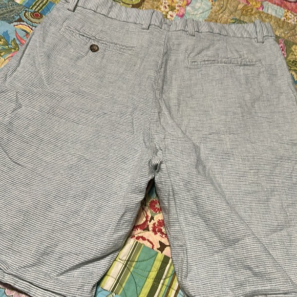 Men’s old‎ navy shorts - Picture 4 of 5